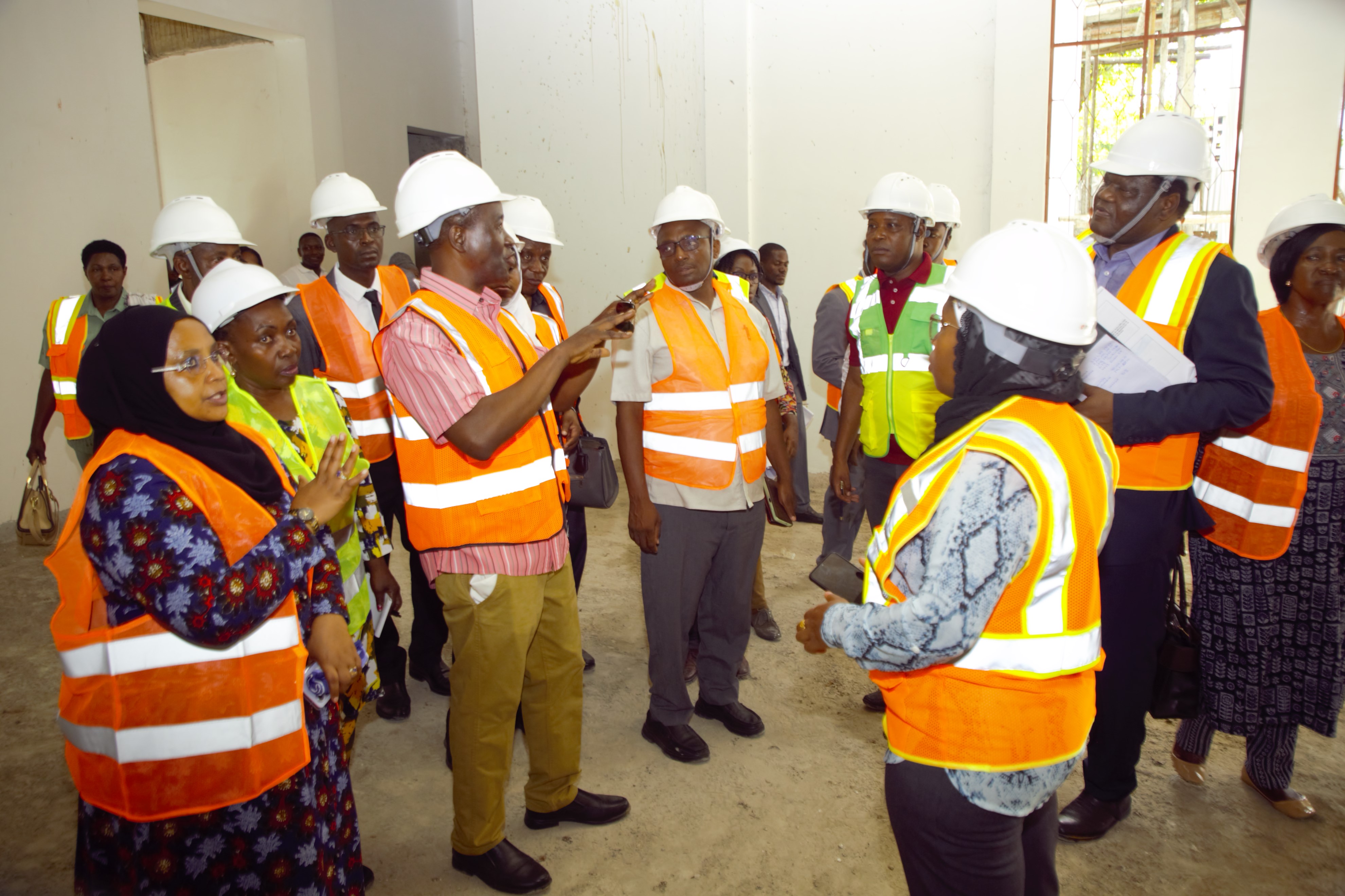 The standing Committee of the Parliament for Industry, Trade, Agriculture and Livestock, inspecting the construction progress of TIRDO administration building.